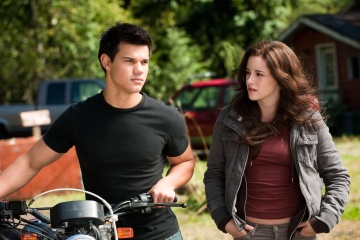 Jacob Black (Taylor Lautner) e Bella Swan (Kristen Stewart) - The Twilight Saga: Eclipse