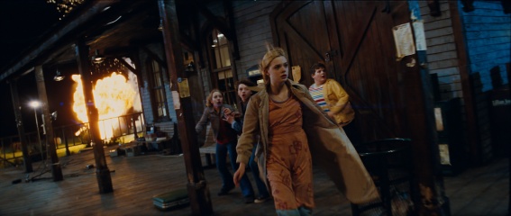 Super 8 - Elle Fanning 'Alice Dainard' in una foto di scena - Photo Credit: Courtesy of Paramount Pictures.
Copyright © 2011 PARAMOUNT PICTURES. All Rights Reserved. - Super 8