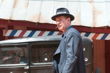 Lawless - Gary Oldman 'Floyd Banner' in una foto di scena - Lawless