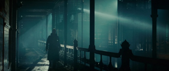 Blade Runner: The Final Cut - Rutger Hauer 'Roy Batty' in una foto di scena - Blade Runner: The Final Cut