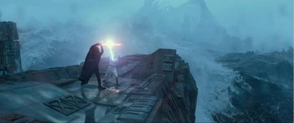 Star Wars: L'ascesa di Skywalker - Adam Driver 'Kylo Ren' con Daisy Ridley 'Rey' in una foto di scena - Star Wars: L'ascesa di Skywalker