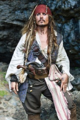 PIRATI DEI CARAIBI: OLTRE I CONFINI DEL MARE - Johnny Depp 'Capitano Jack Sparrow' in una foto di scena - Ph: Peter Mountain
© Disney Enterprises, Inc. All Rights Reserved. - Sua Maestà