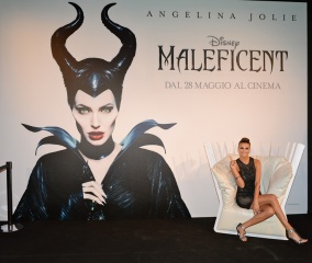 Maleficent - Cristina Chiabotto sul 'black carpet' al Teatro Vetra di Milano per l'anteprima italiana del film - Finch