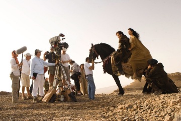 PRINCE OF PERSIA: THE SANDS OF TIME - sul set - Foto: Andrew Cooper, SMPSP
© Disney Enterprises, Inc. and Jerry Bruckheimer, Inc. All rights reserved. - Prince of Persia-Le sabbie del Tempo