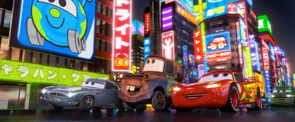 CARS 2 - (L to R): Finn McMissile (voce di Michael Caine), Mater (voce di Larry the Cable Guy) e Lightning McQueen (voce di Owen Wilson)
© Disney/Pixar. All Rights Reserved. - Cars 2