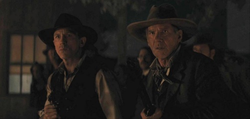 Cowboys & Aliens - (L to R): Daniel Craig 'Jake Lonergan' e Harrison Ford 'Colonnello Woodrow Dolarhyde' - Foto di scena - Photo By Zade Rosenthal.
Copyright: © 2011 Universal Studios. ALL RIGHTS RESERVED. - Cowboys and Aliens