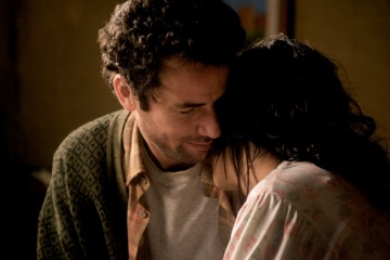 La sorgente dell'amore - Saleh Bakri 'Sami' con Leïla Bekhti 'Leila' in una foto di scena - La sorgente dell'amore