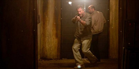 Killer Elite - (L to R): Robert De Niro 'Hunter' e Jason Statham 'Danny' in una foto di scena - Killer Elite