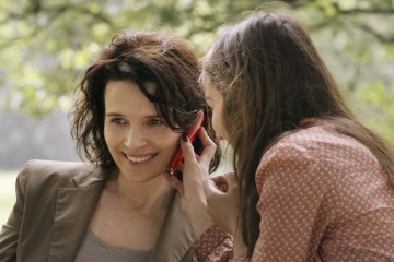 Elles - (L to R): Juliette Binoche 'Anne' e Anaïs Demoustier 'Charlotte' in una foto di scena - Elles 