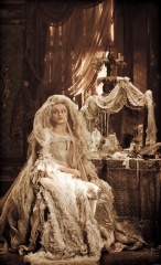 Grandi speranze - Helena Bonham Carter 'Miss Havisham' in una foto di scena - Grandi speranze