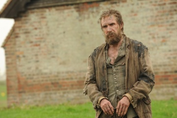 Grandi speranze - Ralph Fiennes 'Magwitch' in una foto di scena - Grandi speranze