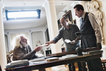 La migliore offerta - (L to R): Donald Sutherland 'Billy Whislter', il regista Giuseppe Tornatore e Geoffrey Rush 'Virgil Oldman' sul set - La migliore offerta