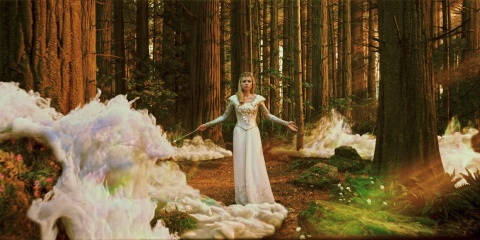 Il grande e potente Oz - Michelle Williams 'Glinda' in una foto di scena
© Disney Enterprises, Inc. All Rights Reserved. - Il grande e potente Oz