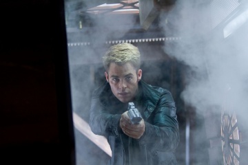 Into Darkness-Star Trek - Chris Pine 'James T. Kirk' in una foto di scena - Photo: Zade Rosenthal
© 2013 Paramount Pictures. All Rights Reserved. - Into Darkness - Star Trek