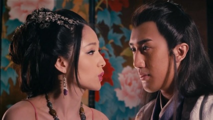 Sex and Zen 3D - Leni Lan 'Tie Yuxiang' con Hiro Hayama 'Wei Yangsheng' in una foto di scena - Sex and Zen 3D