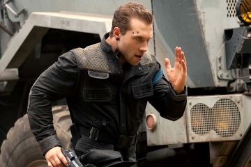 The Divergent Series: Insurgent - Jai Courtney 'Eric' in una foto di scena - The Divergent Series: Insurgent