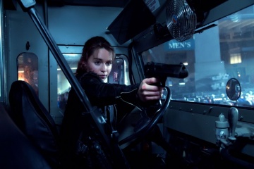 Terminator: Genisys - Emilia Clarke 'Sarah Connor' in una foto di scena - Terminator: Genisys