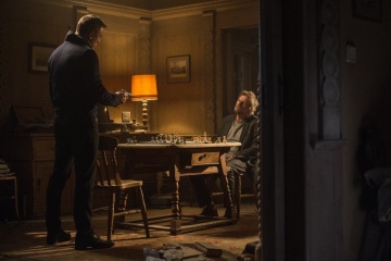 Spectre-007 - (L to R): Daniel Craig 'James Bond' e Jesper Christensen 'Mr. White' in una foto di scena - Spectre - 007
