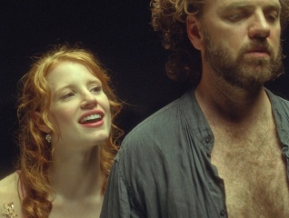 Wilde Salomé - Jessica Chastain 'Salomé' con Kevin Anderson 'Se stesso/Giovanni Battista' in una foto di scena - Wilde Salomé