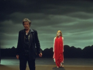 Wilde Salomé - Al Pacino 'Se stesso/Re Erode' con Jessica Chastain 'Salomé' in una foto di scena - Wilde Salomé