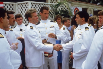 Top Gun - (L to R): Val Kilmer 'Iceman', Rick Rossovich 'Slider' e Tom Cruise 'Maverick' in una foto di scena - Top Gun