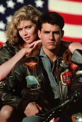 Top Gun - Tom Cruise 'Maverick' con Kelly McGillis 'Charlie' in una foto di scena - Top Gun
