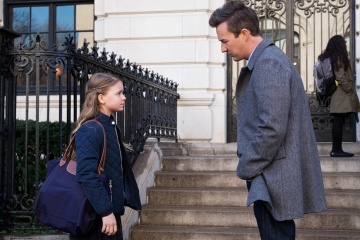 Collateral Beauty - Edward Norton 'Whit Yardsham' con Kylie Rogers 'Allison Yardsham' in una foto di scena - Photo Credit: Barry Wetcher.
Copyright: © 2016 WARNER BROS. ENTERTAINMENT INC., VILLAGE ROADSHOW FILMS NORTH AMERICA INC. AND RATPAC-DUNE ENTERTAINMENT, LLC. - Collateral Beauty