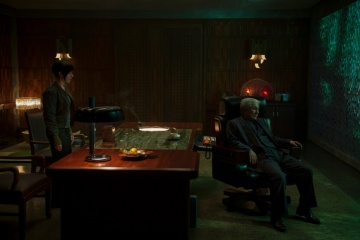 Ghost in the Shell - Scarlett Johansson 'Maggiore' con Takeshi Kitano 'Daisuke Aramaki' in una foto di scena - Ghost in the Shell