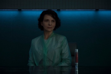 Ghost in the Shell - Juliette Binoche 'Dr. Ouelet' in una foto di scena - Ghost in the Shell