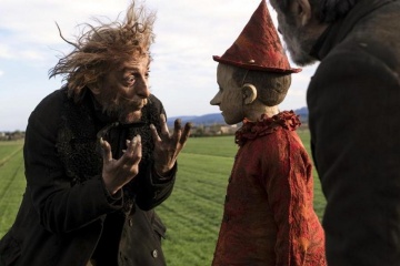 Pinocchio - (L to R): Massimo Ceccherini 'Volpe', Federico Ielapi 'Pinocchio' e Rocco Papaleo 'Gatto' in una foto di scena - Pinocchio