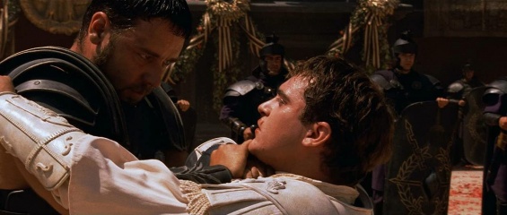 Il gladiatore - (L to R): Russell Crowe 'Massimo Decimo Meridio' e Joaquin Phoenix 'Commodo' in una foto di scena - Il gladiatore
