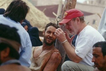 Il gladiatore - (L to R): Russell Crowe 'Massimo Decimo Meridio' col regista Ridley Scott sul set - Il gladiatore