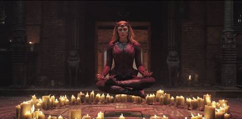 Doctor Strange nel Multiverso della Follia - Elizabeth Olsen 'Scarlet Witch' in una foto di scena - Doctor Strange nel Multiverso della Follia