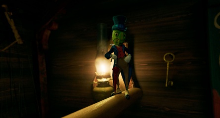 Pinocchio - 'Grillo Parlante' (Voce originale di Joseph Gordon-Levitt) in una foto di scena - Photo Credit: Courtesy of Disney Enterprises, Inc. © 2022 Disney Enterprises, Inc. All Rights Reserved. - Pinocchio