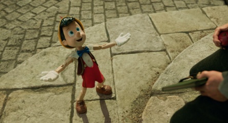 Pinocchio - 'Pinocchio' (Voce originale di Benjamin Evan Ainsworth) in una foto di scena - Photo Credit: Courtesy of Disney Enterprises, Inc. © 2022 Disney Enterprises, Inc. All Rights Reserved. - Pinocchio