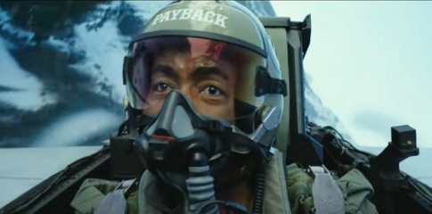 Top Gun: Maverick - Jay Ellis 'Reuben (Payback) Fitch' in una foto di scena - Top Gun: Maverick