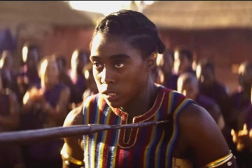 The Woman King - Lashana Lynch 'Izogie' in una foto di scena
© 2022 CTMG, Inc. All Rights Reserved. ALL IMAGES ARE PROPERTY OF SONY PICTURES ENTERTAINMENT INC. FOR PROMOTIONAL USE ONLY. - The Woman King